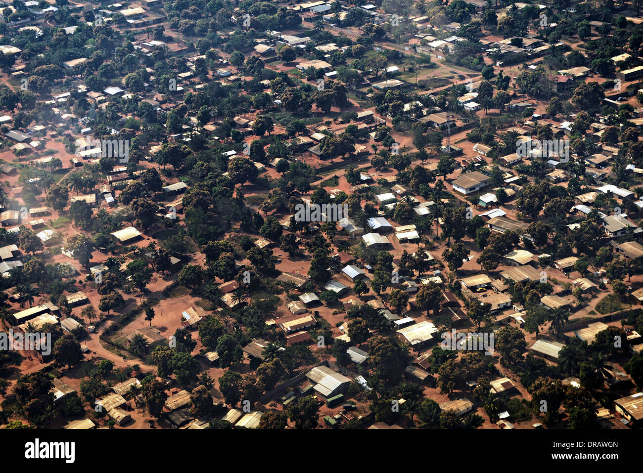 Luftaufnahme der Häuser in der Hauptstadt Bangui 19. Januar 2014 in Zentralafrika-Republik. Stockfoto