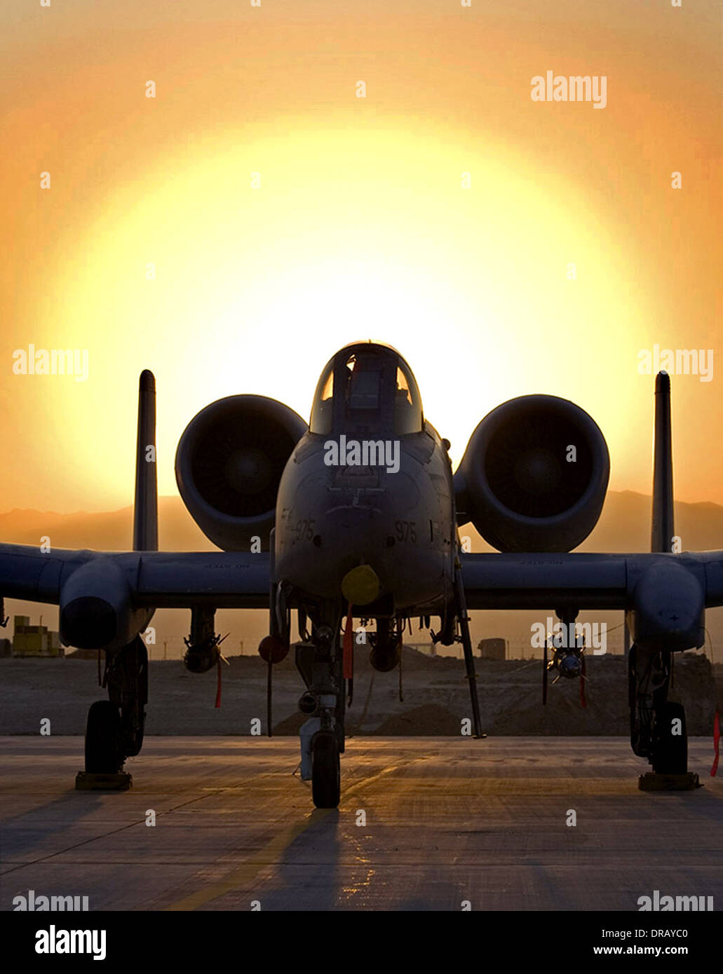 A-10 Thunderbolt II in der Morgendämmerung in Bagram Air Base, Afghanistan Stockfoto