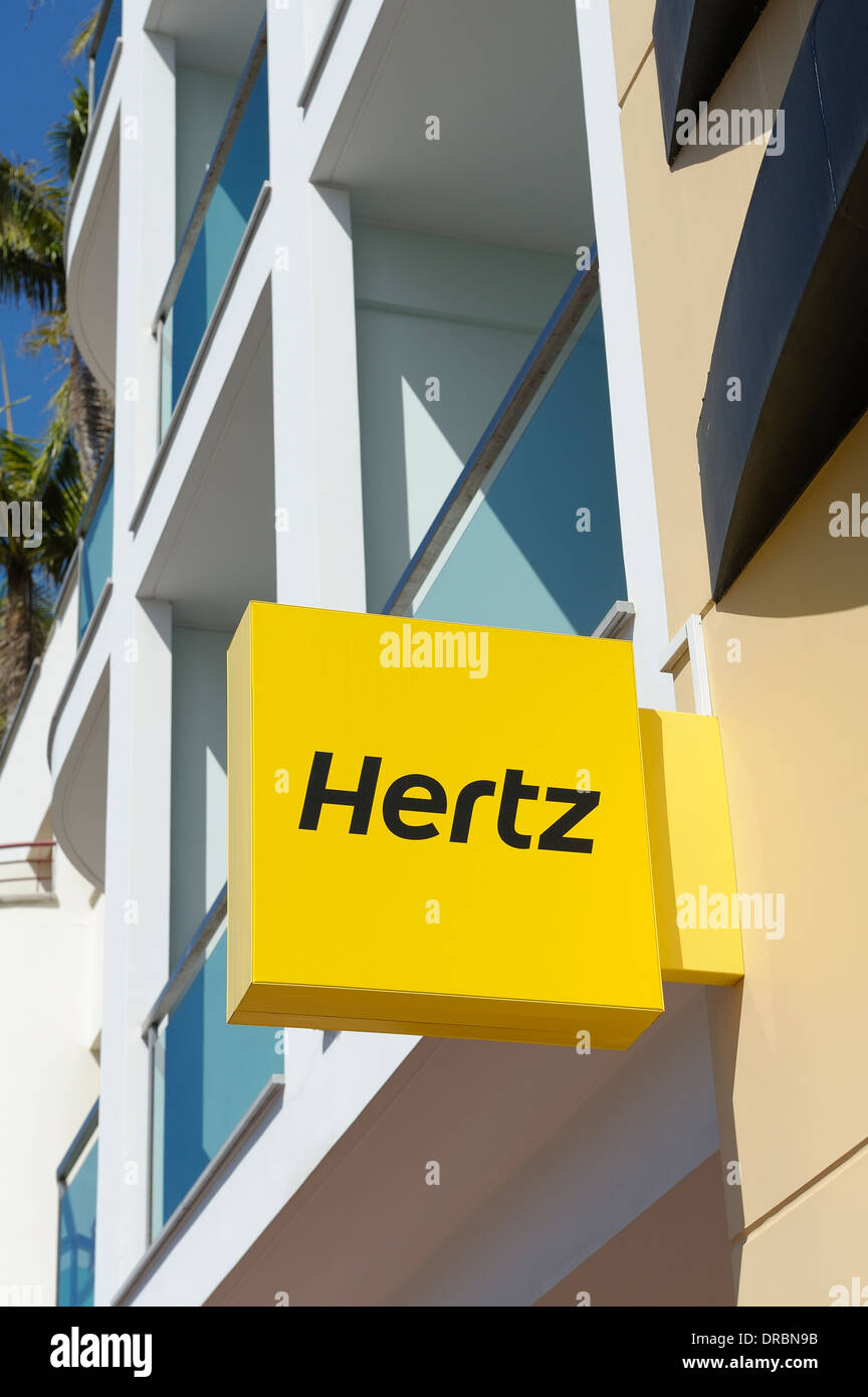 Hertz autovermietung autos Fotos und Bildmaterial in hoher Auflösung
