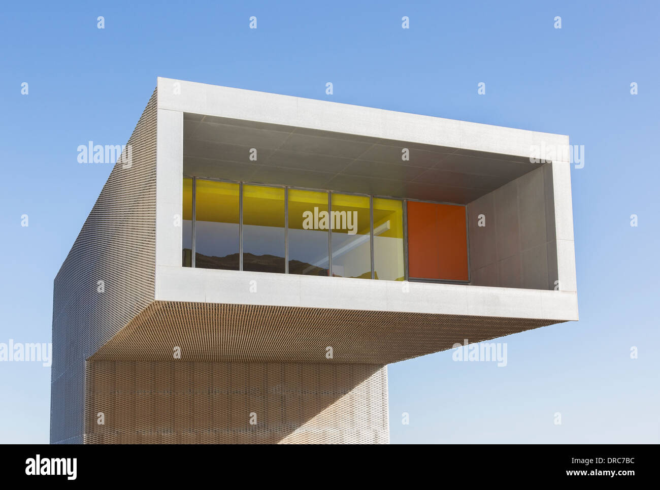 Glaswand des Neubaus Stockfoto