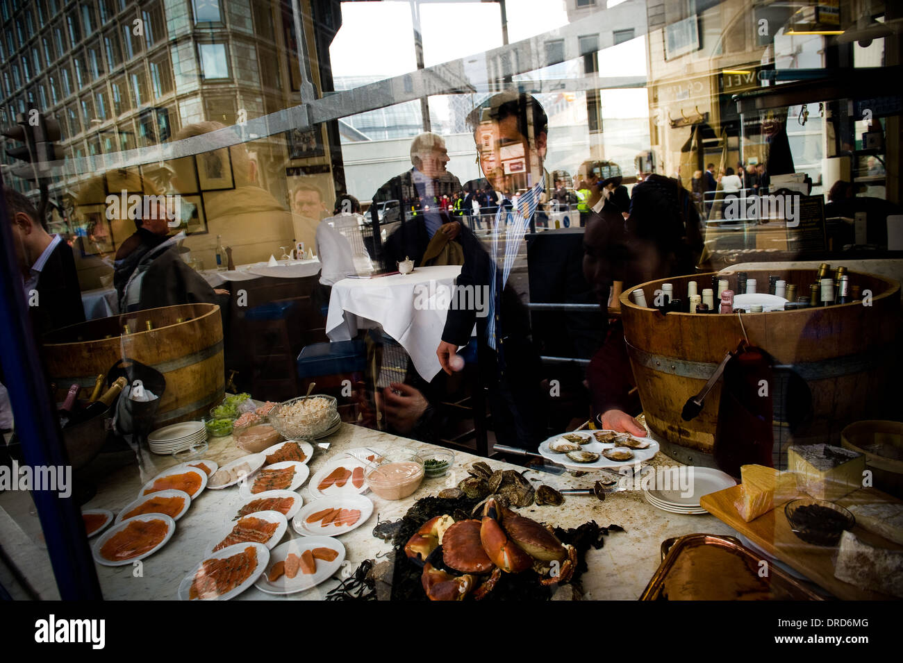 Austern- und Champagnerrestaurant in der Nähe von St Pauls, City of London, großbritannien Stockfoto