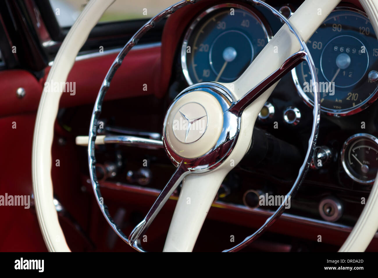 Fahrerhaus zweitürigen Roadster Mercedes-Benz 190SL Stockfoto