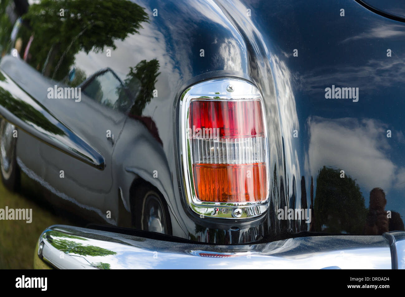 Die hintere Bremse Lichter zweitürigen Roadster Mercedes-Benz 190SL Stockfoto