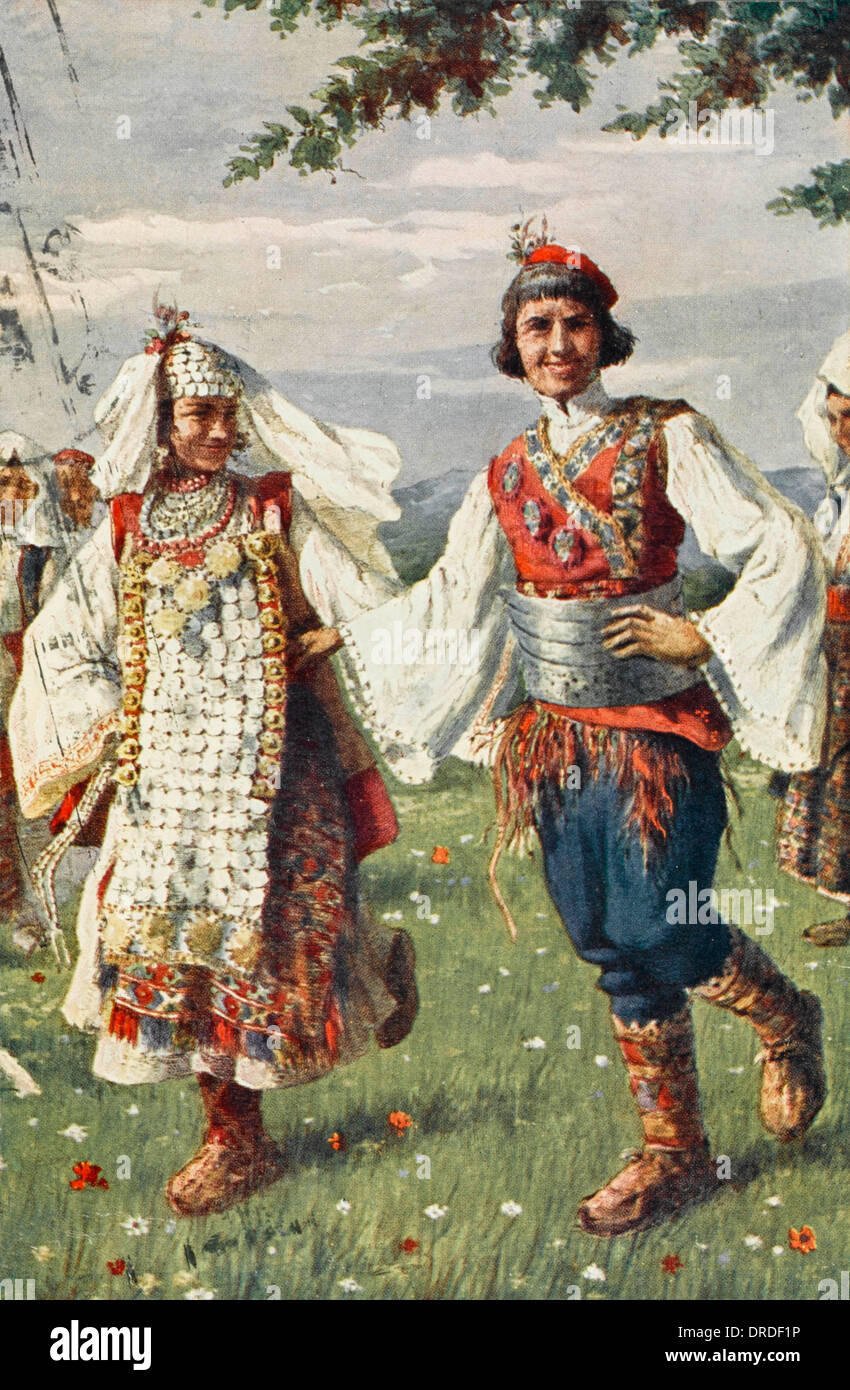 Kolo dance -Fotos und -Bildmaterial in hoher Auflösung – Alamy