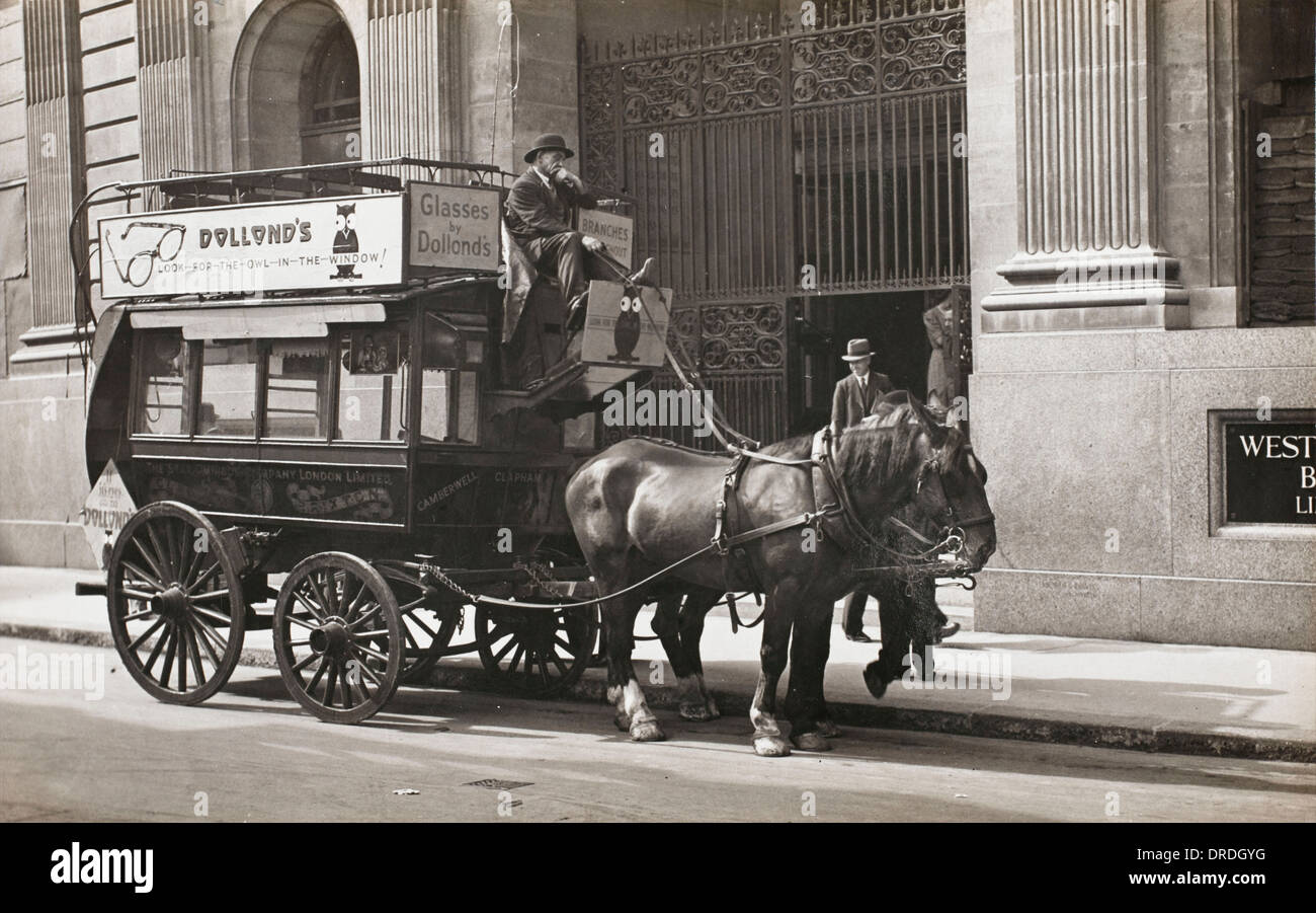 Pferdekutsche-Omnibus, London, 1945 Stockfoto