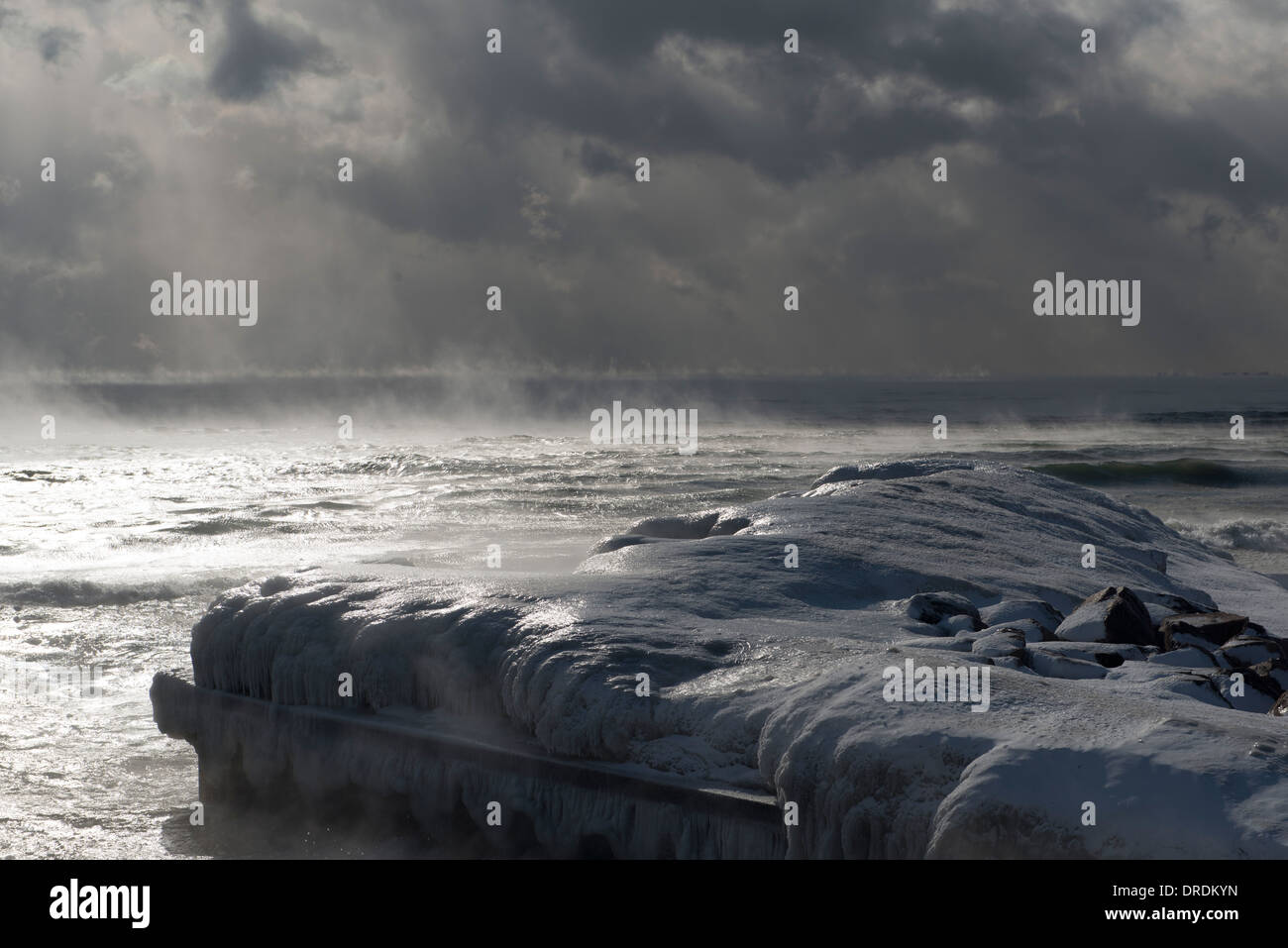 Nebel am Lake Ontario während einer Kältewelle, Januar 2014 Stockfoto