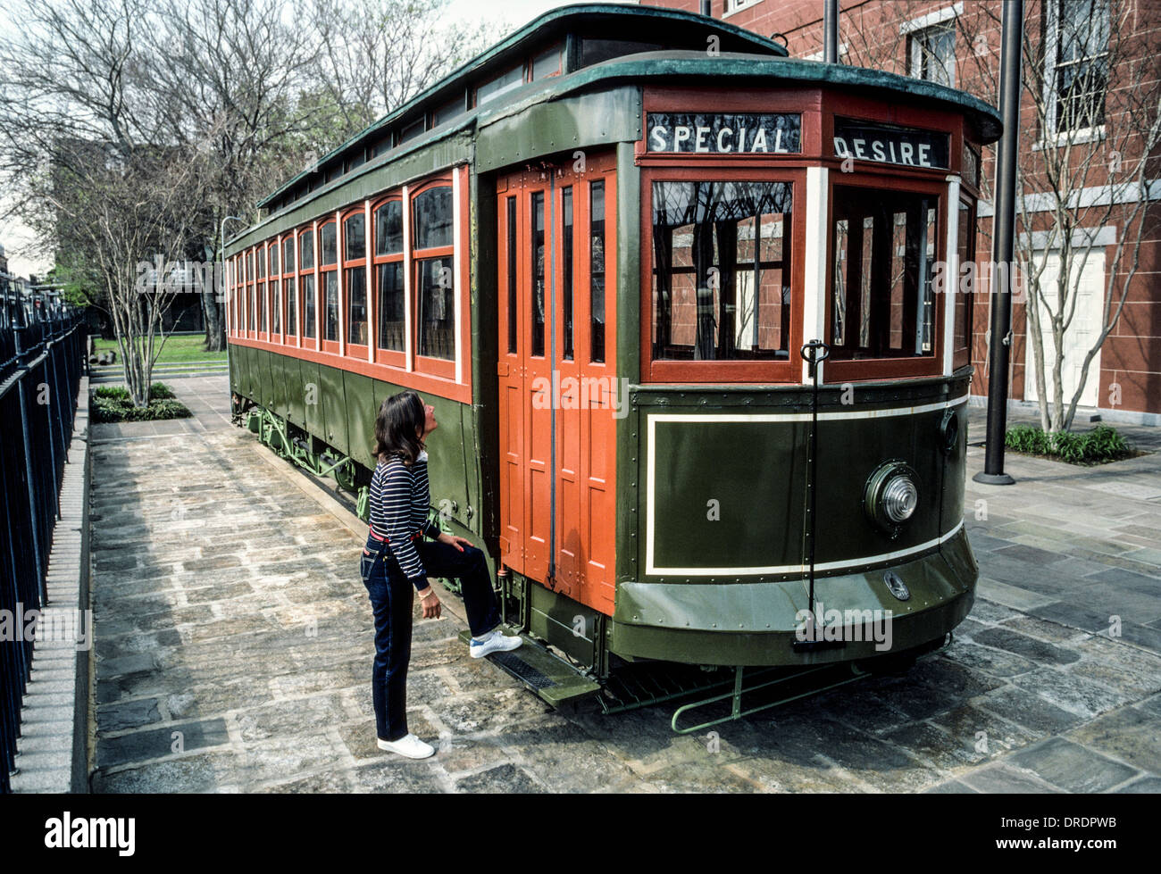 Diese Straßenbahn, die in New Orleans, Louisiana, lief inspirierte den Namen von Tennessee Williams spielen, "A Streetcar Named Desire." Stockfoto