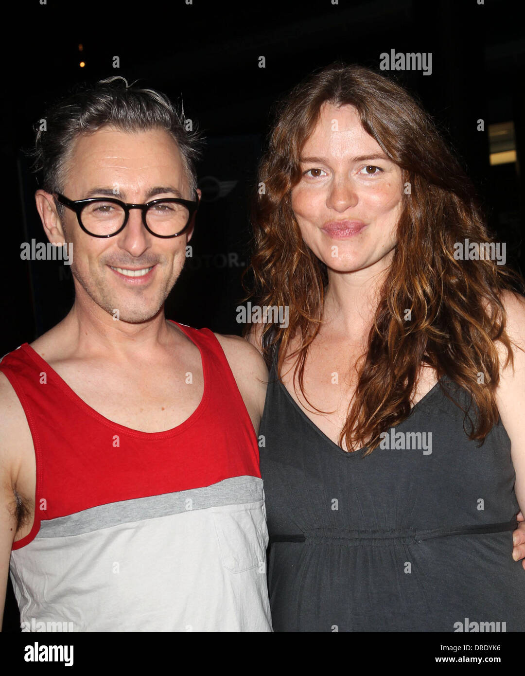 Porno busty tabiiy Bir teshikda uchta