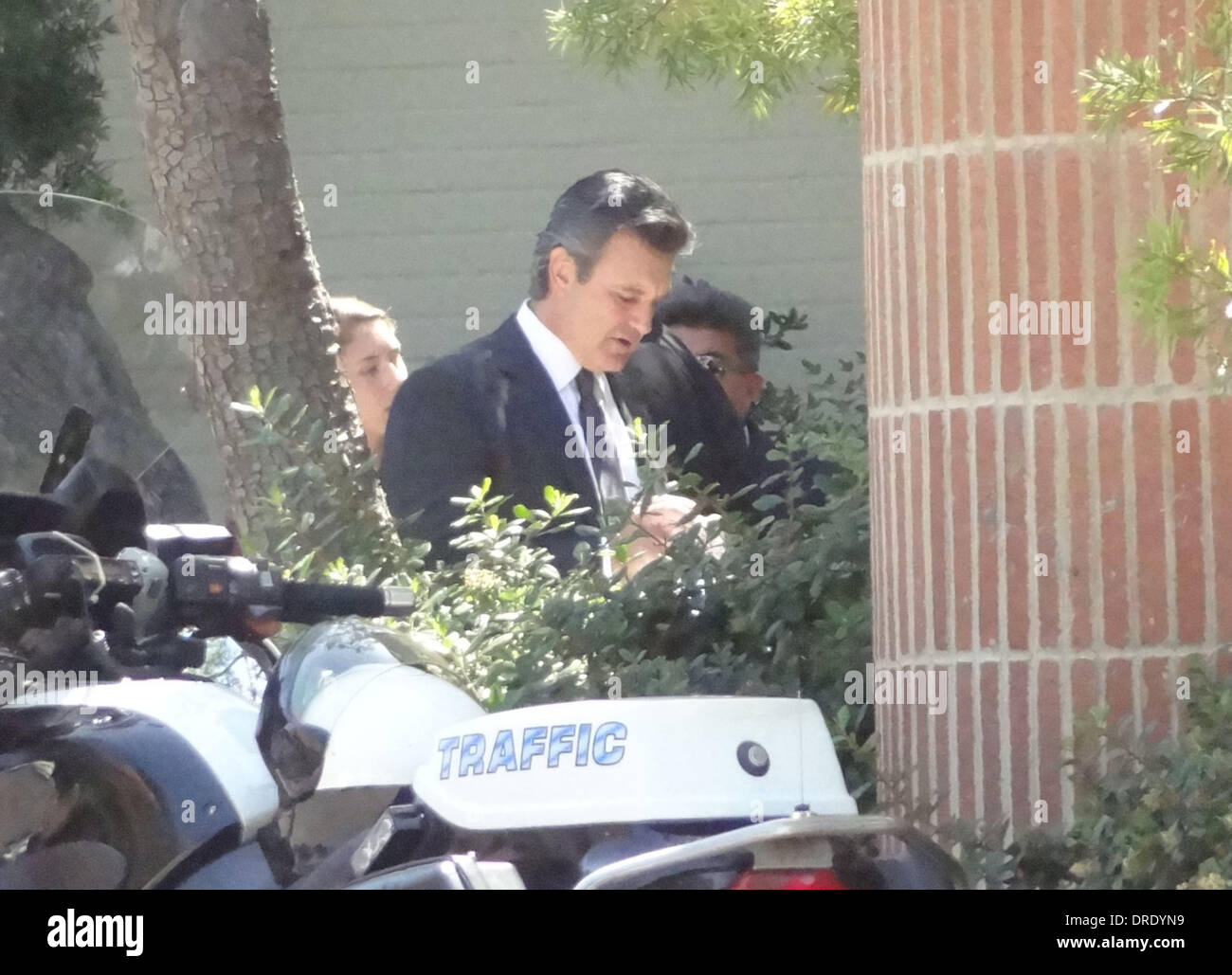 Mourners arrive funeral sage stallone Fotos und Bildmaterial in hoher