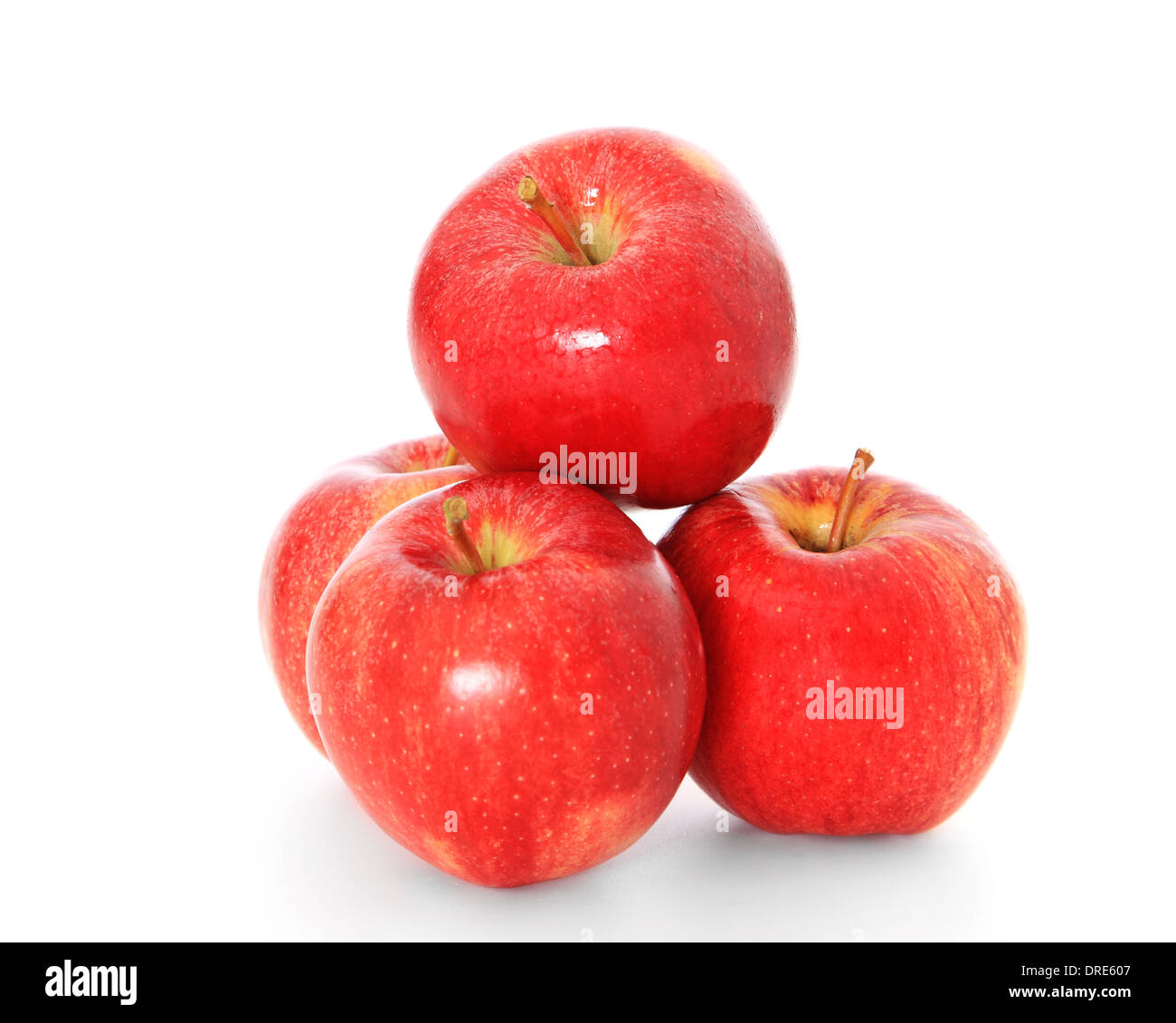 Feine Reife rote Äpfel. Alle auf weißem Hintergrund. Stockfoto