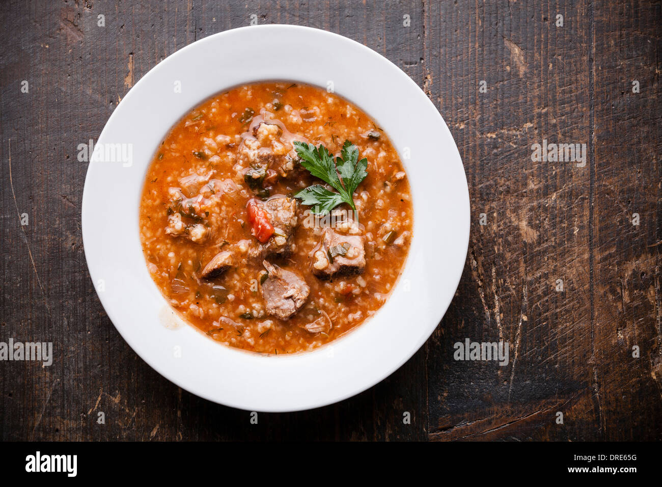 Kharcho Suppe mit Fleisch und Reis Stockfoto