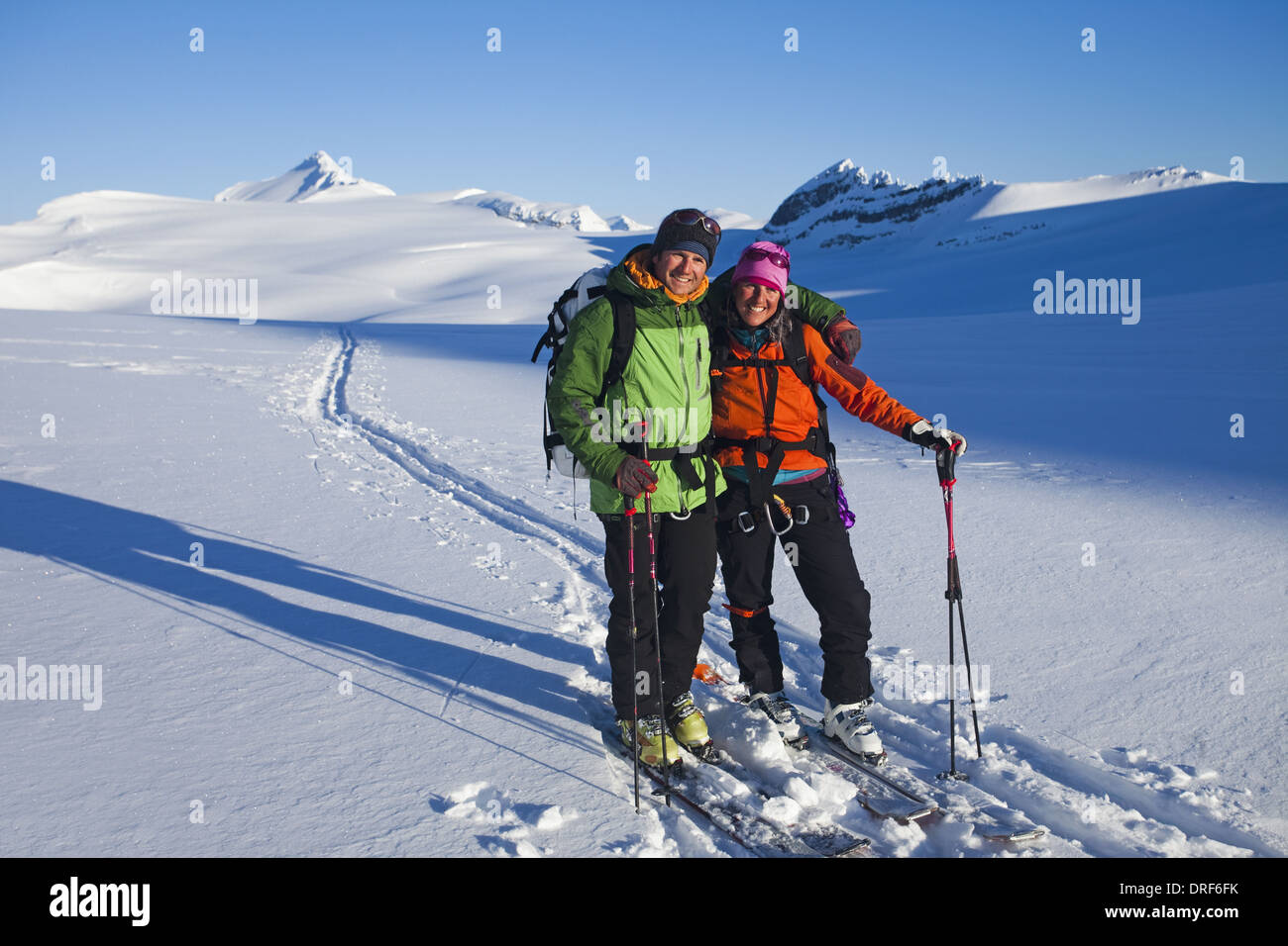 Alberta, Kanada. Zwei Skifahrer auf die Wapta Traverse Rocky Mountains Kanada Stockfoto