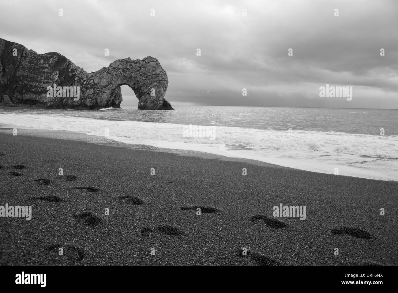 Die natürlichen Kalkstein Bogen von Durdle Door an der Jurassic Coast in der Nähe von Lulworth in Dorset, England. Stockfoto