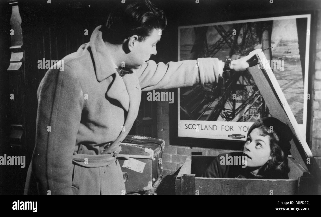 DIE Produktion von GOLD EXPRESS 1955 GB Lehrfilme mit Ann Walford und Vernon grau Stockfoto