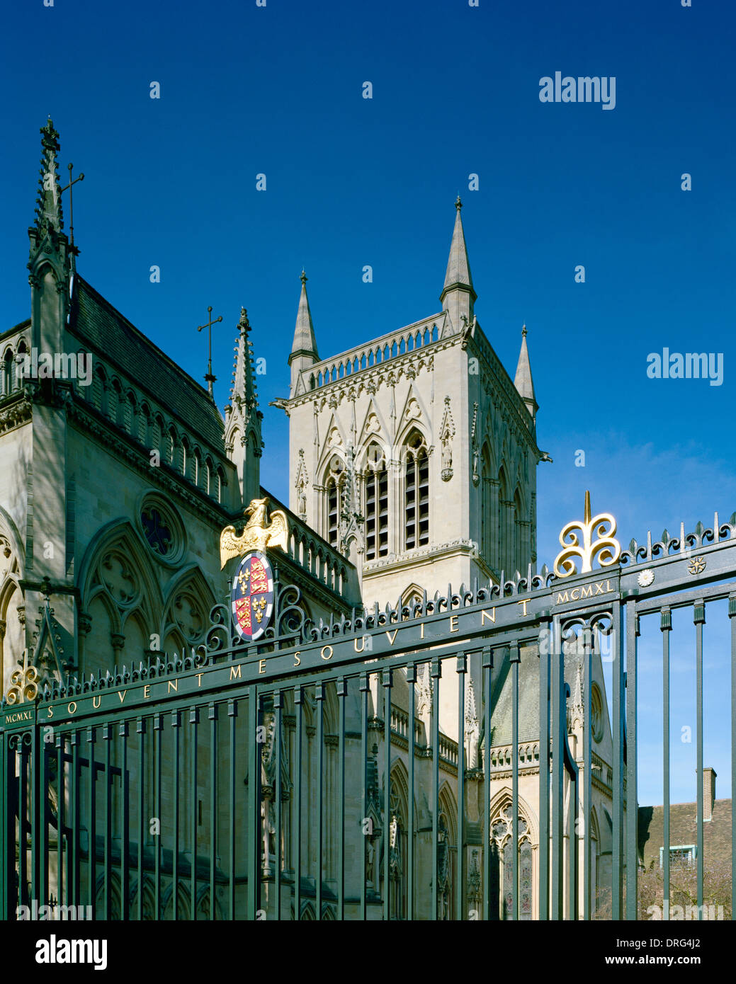 Turm und das Tor der St. Johns College in Cambridge Stockfoto