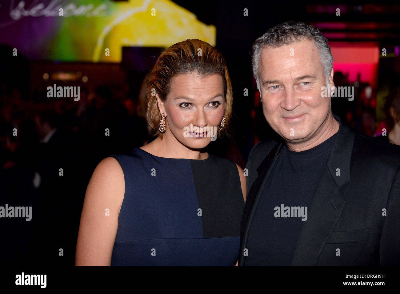 Kitzbüheler, Deutschland. 25. Januar 2014. Ehemalige schwimmen pro Franziska van Almsick (L) und ihre Partner im Leben Juergen B. Harder kommen für die jährliche Kitz-Race-Party am Hahnenkamm Ski Race 2014 Veranstaltung in Kitzbüheler, Deutschland, 25. Januar 2014. Prominente aus der Welt der Wirtschaft, Sport, Politik und Unterhaltung zu sammeln für die jährliche Veranstaltung in das berühmte Skigebiet. Foto: Felix Hoerhager/Dpa/Alamy Live News Stockfoto