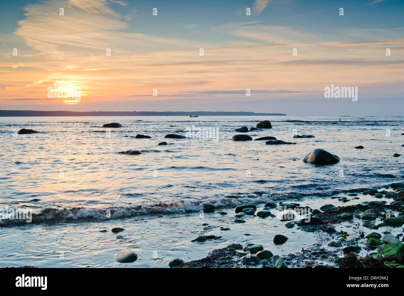 Die Ostseeküste bei Sonnenuntergang Stockfoto