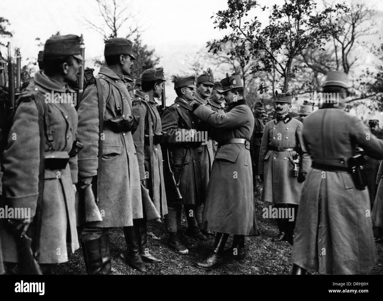 Erzherzog Karl Franz Josef von Österreich mit Soldaten, WW1 Stockfoto