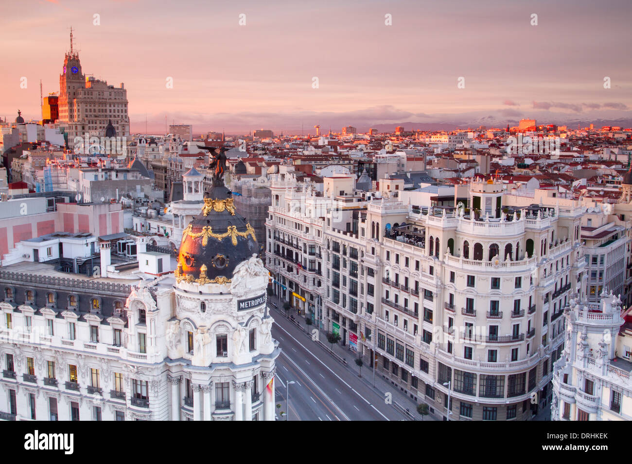 Luftaufnahme von Metropolis Gebäude in Gran Via und Panoramablick von Madrid, Spanien Stockfoto