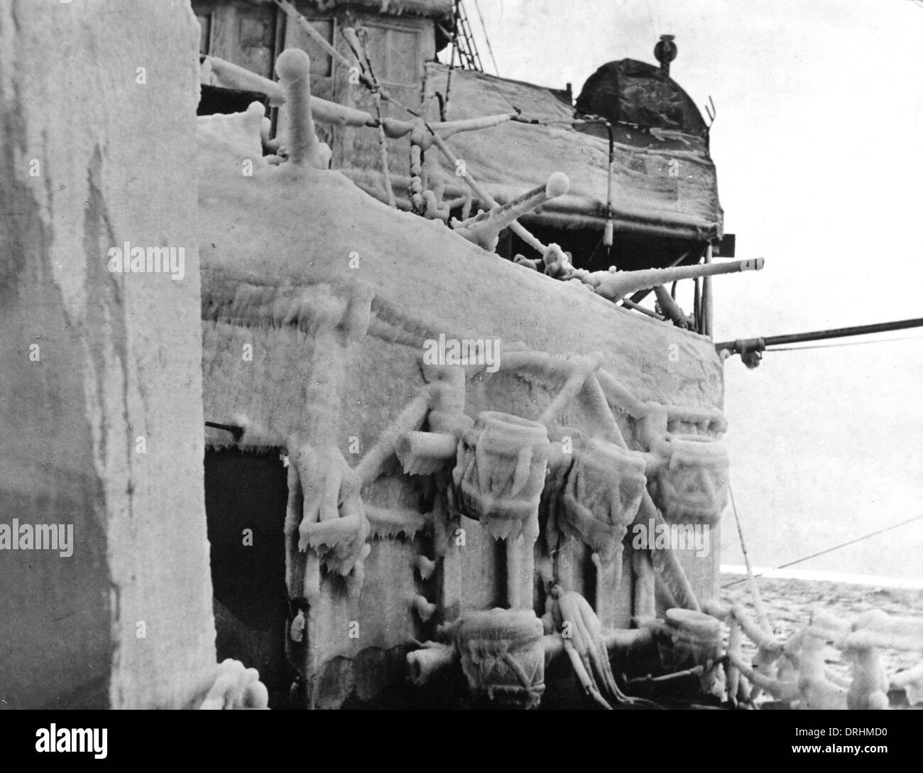 Schlachtschiff eisbedeckt, WW1 Stockfoto