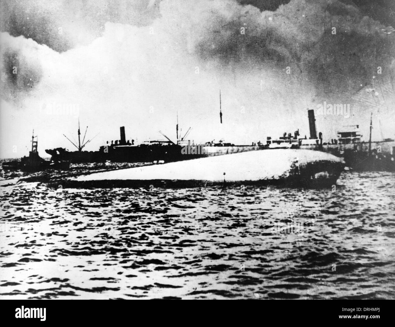 Verschiedene Schiffe auf dem Meer, WW1 Stockfoto