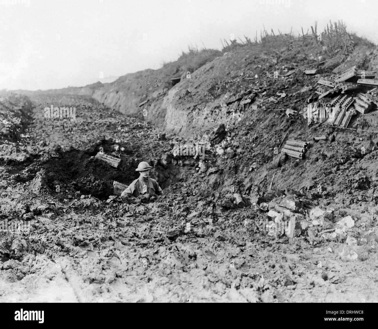 Shell-Loch unterwegs, Westfront, Frankreich, WW1 Stockfoto