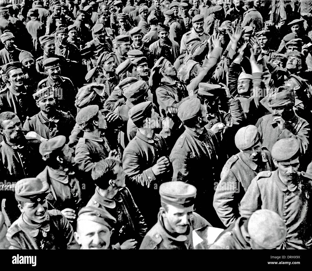 Große Menge von deutschen Kriegsgefangenen, Westfront, WW1 Stockfoto