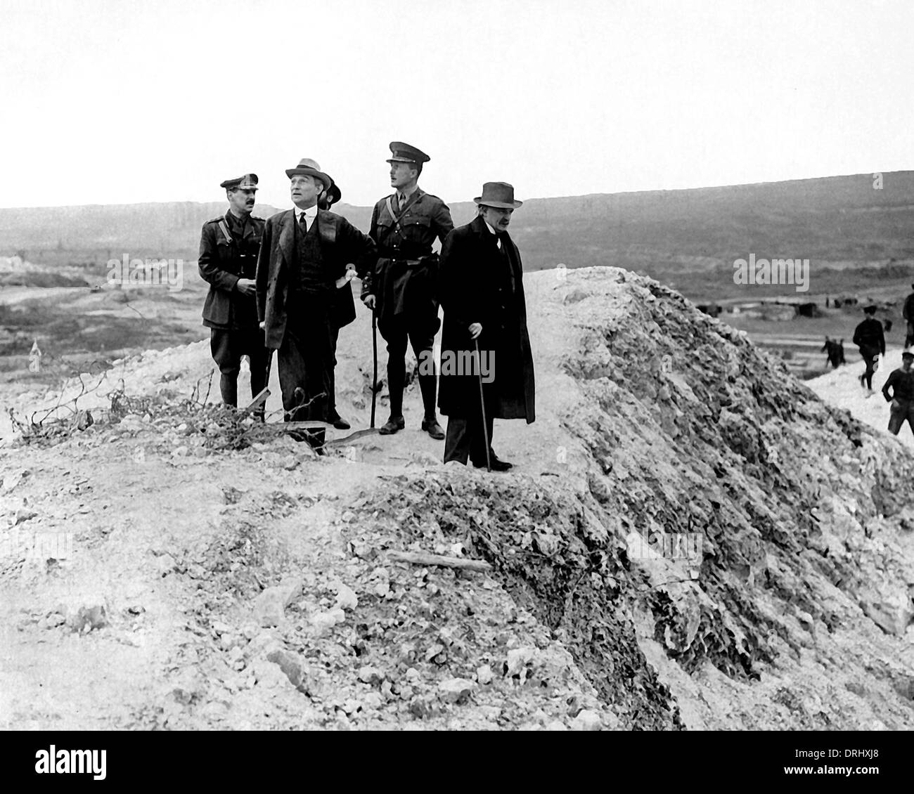 Lloyd George am Rand der Grube Krater, Westfront, WW1 Stockfoto