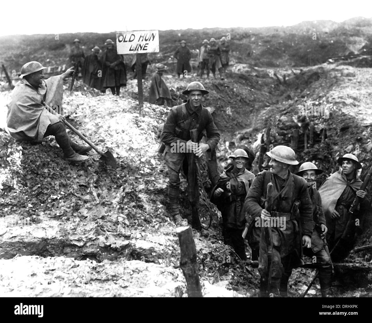Britische Soldaten in erbeuteten deutschen Graben, WW1 Stockfoto
