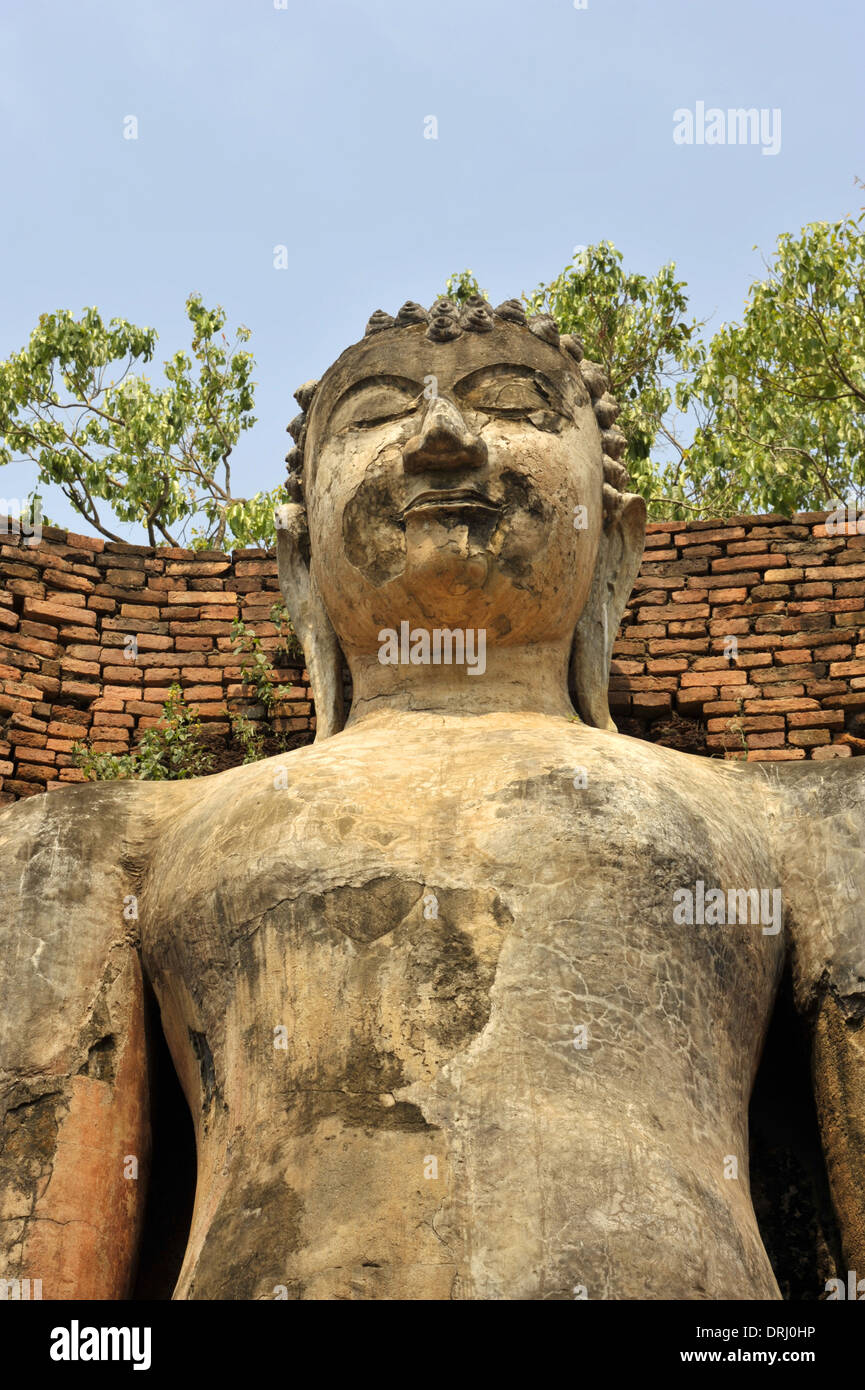 Antike Buddha-Gestalt in Kamphaeng Phet in Thailand. Stockfoto