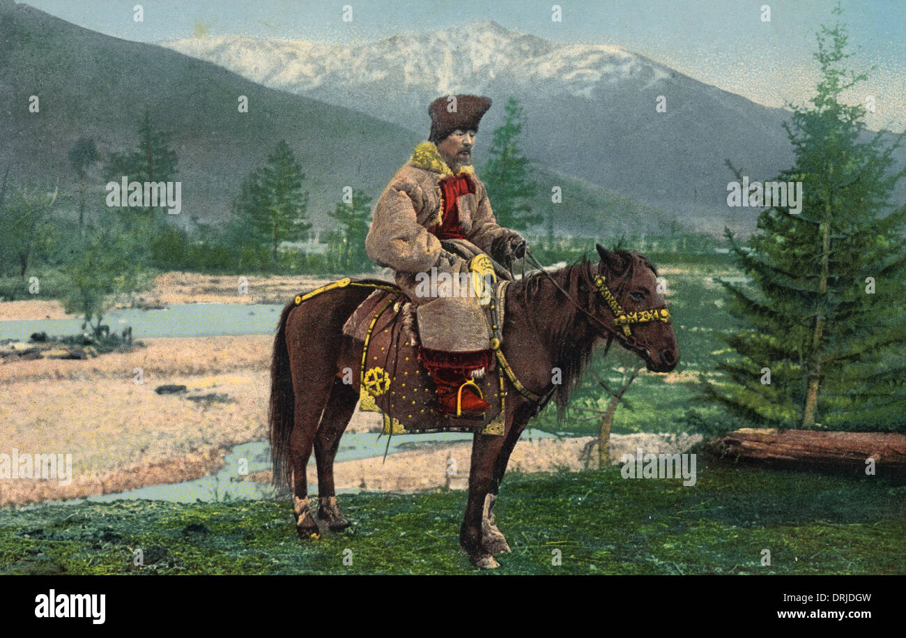 Altai-Mann auf dem Pferderücken, Sibirien, Russland Stockfoto