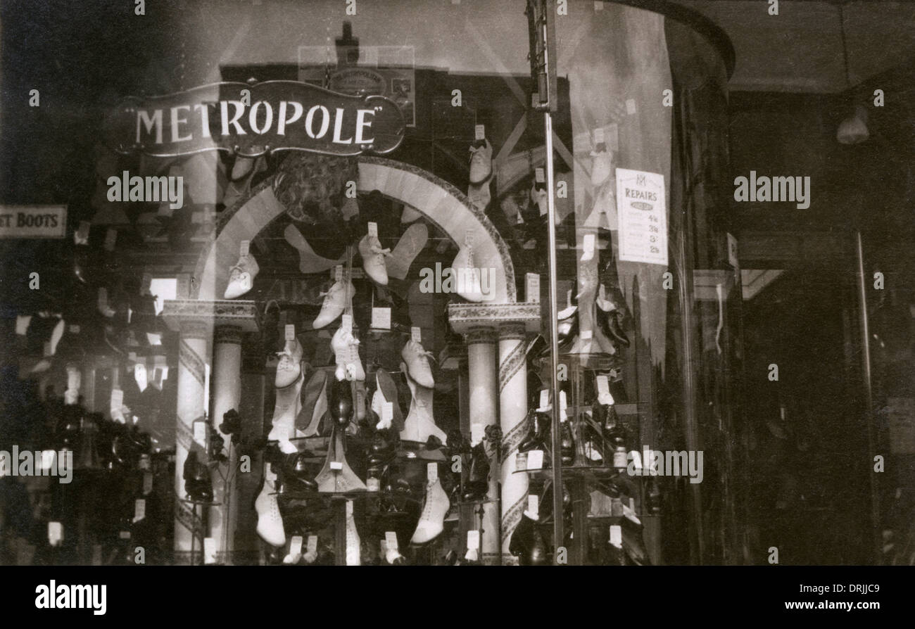 Schuh-Shop in der Burlington Arcade, London Stockfoto