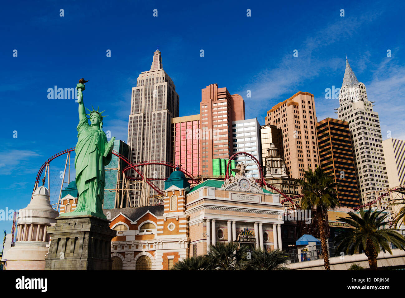 New York New York Hotel & Casino an einem sonnigen Tag. Stockfoto