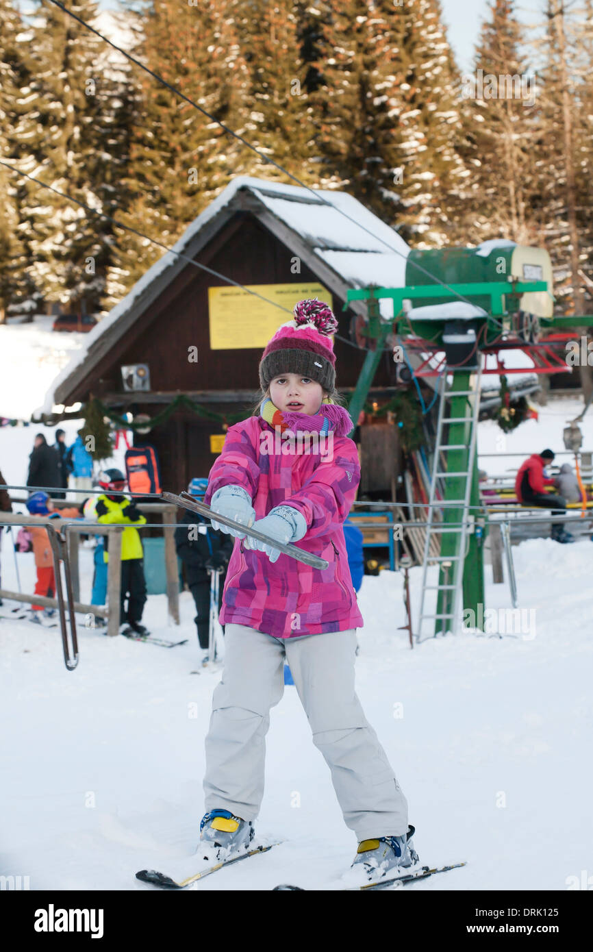 Mädchen, Skifahren. Stockfoto
