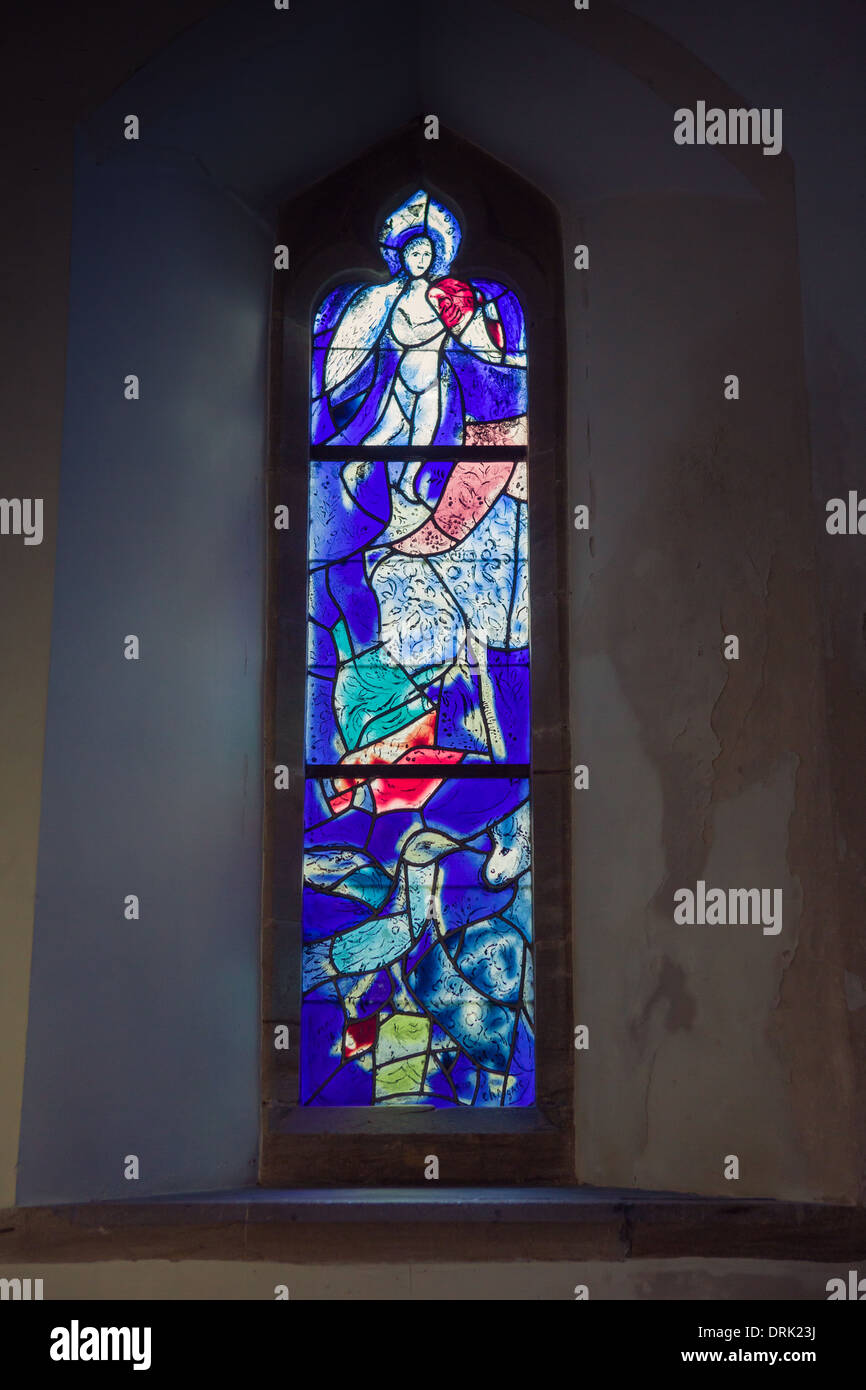 Marc Chagall Glasfenster in All Saints Church, Tudeley, Kent, England Stockfoto