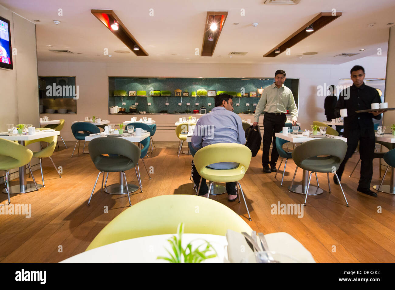 Das Restaurant in einem fünf Sterne Hotel in Kalkutta, Westbengalen, Indien. Stockfoto