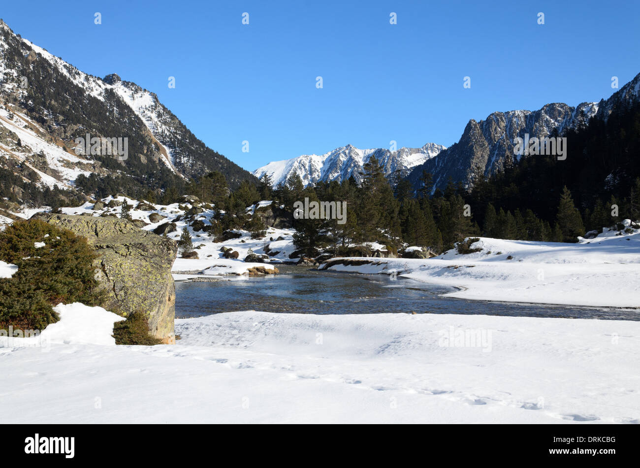 Marcadau-Tal in den Pyrenäen winter Stockfoto