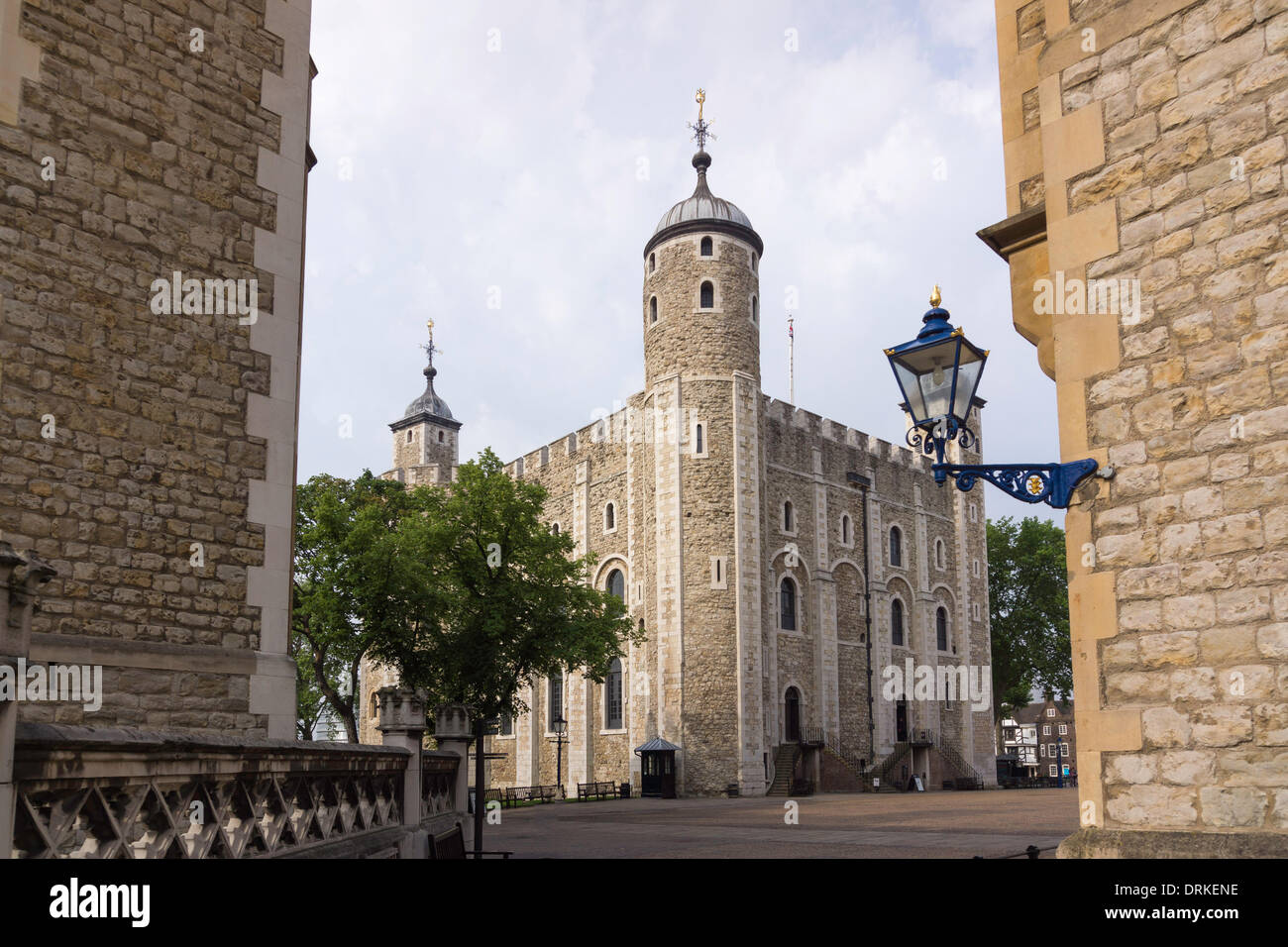 Weißer Turm ehemalige königliche Residenz und Gefängnis ist jetzt ein Museum, UNESCO-Welterbestätten, Tower of London, England, Vereinigtes Königreich, Europa - 2013. Stockfoto