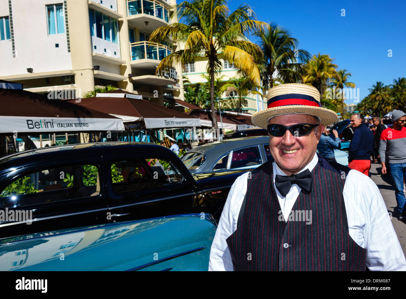 Miami Beach Florida, Ocean Drive, Art Deco Wochenende, Festival, Straßenmesse, antike Oldtimer-Automobilshow, Senioren Bürger, Rentner, pe Stockfoto