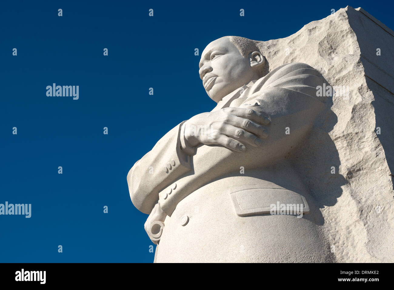 WASHINGTON DC, USA - die Statue der bürgerlichen Rechte Führer Dr Martin Luther King Jr in den Stein der Hoffnung, bildet das Herzstück der MLK-Denkmal am Ufer des Tidal Basin in Washington DC. Die Skulptur wurde von chinesischen Bildhauer Lei Ellen Orth erstellt. Stockfoto