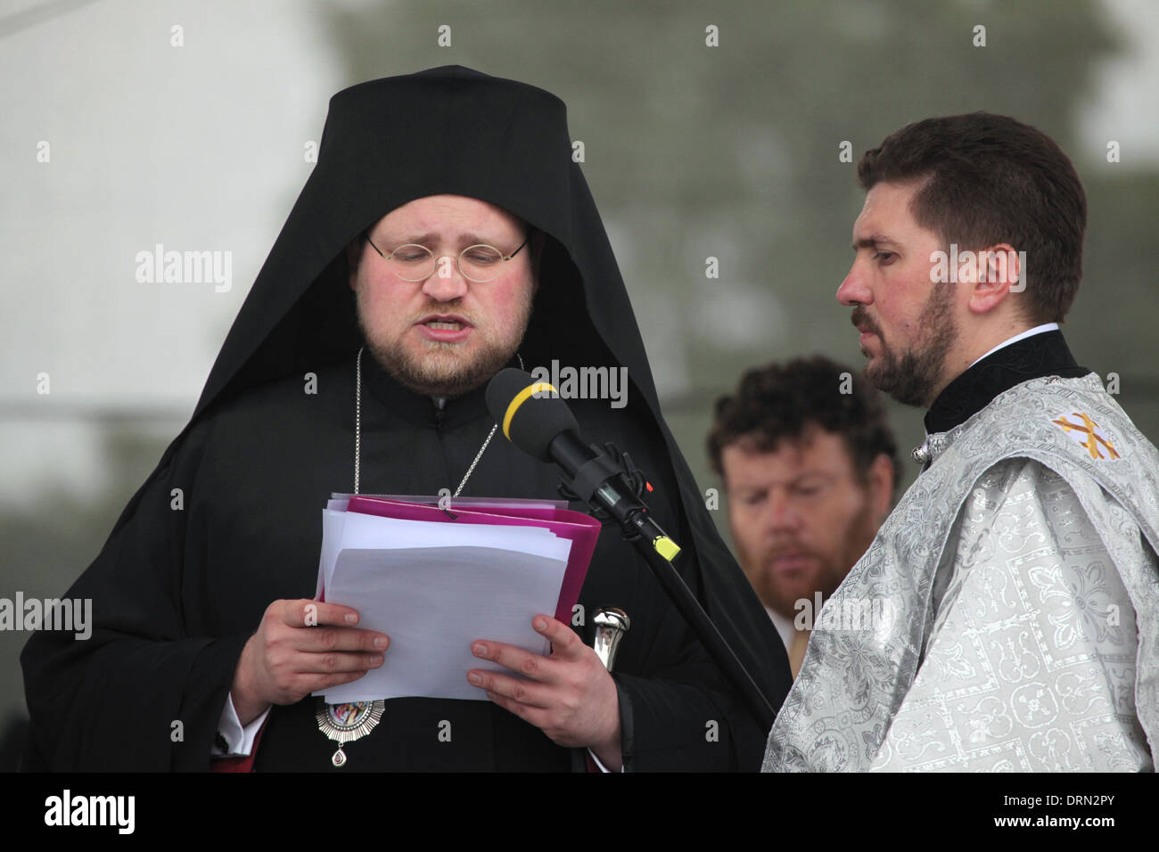 Erzbischof George (Georg) von Michalovce und Kosice (L), Bischof der orthodoxen Kirche von Tschechien und der Slowakei. Stockfoto