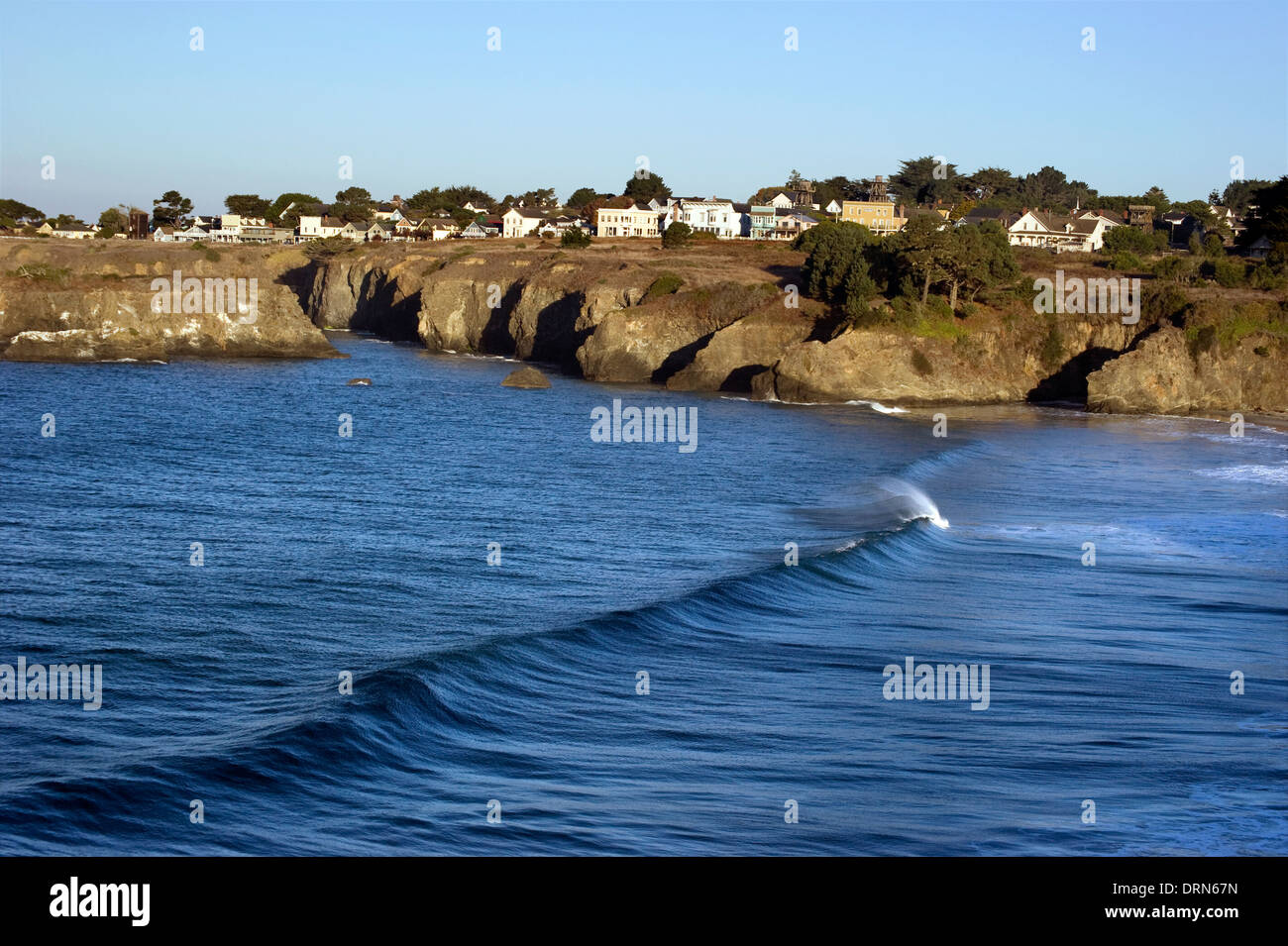 Die Stadt Mendocino mit Blick auf die Küste in Nord-Kalifornien Stockfoto