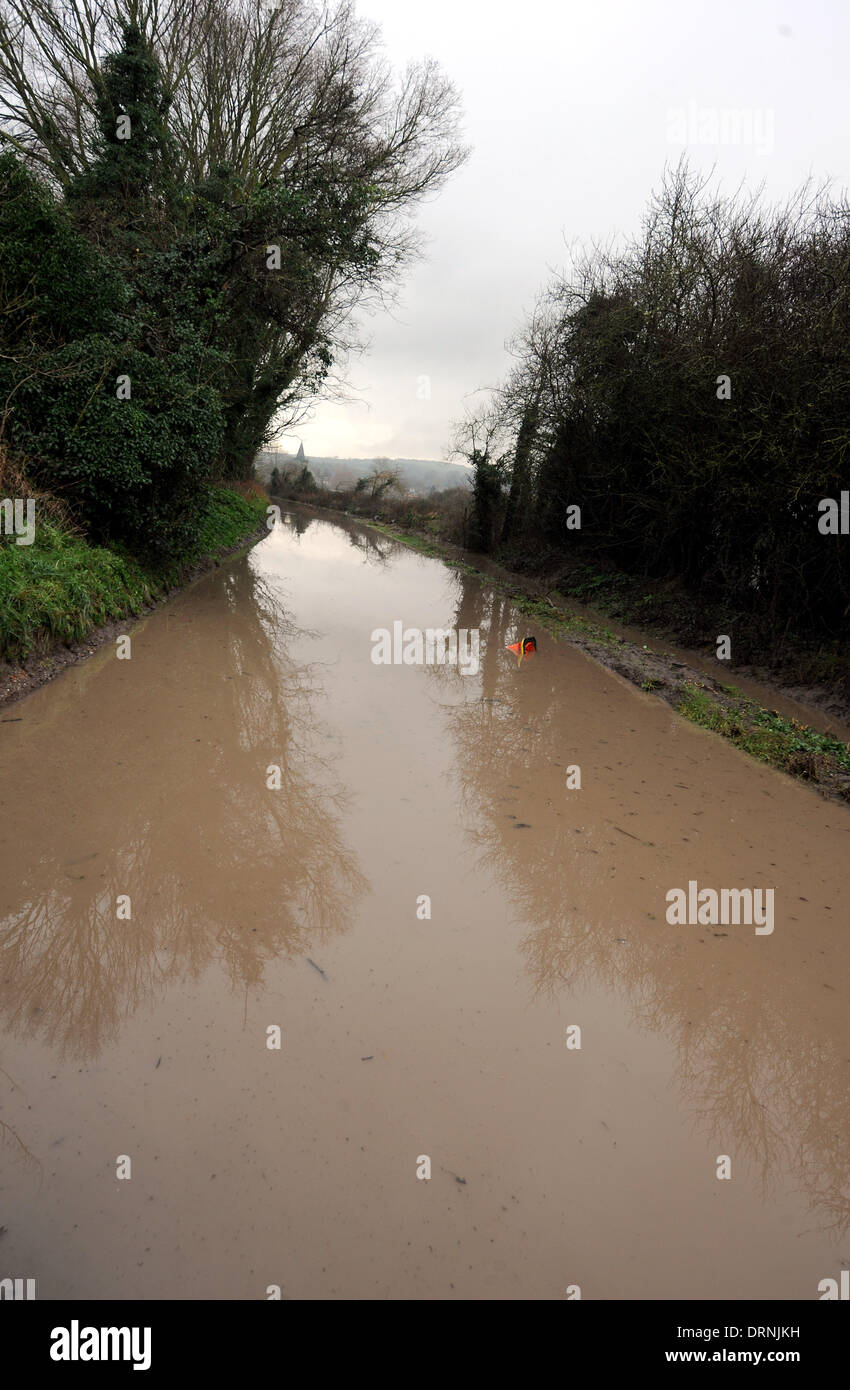 Unpassierbare Straßen rund um das Dorf Touristenort in East Sussex, nach Wochen der Dauerregen Überschwemmungen verursacht haben Stockfoto