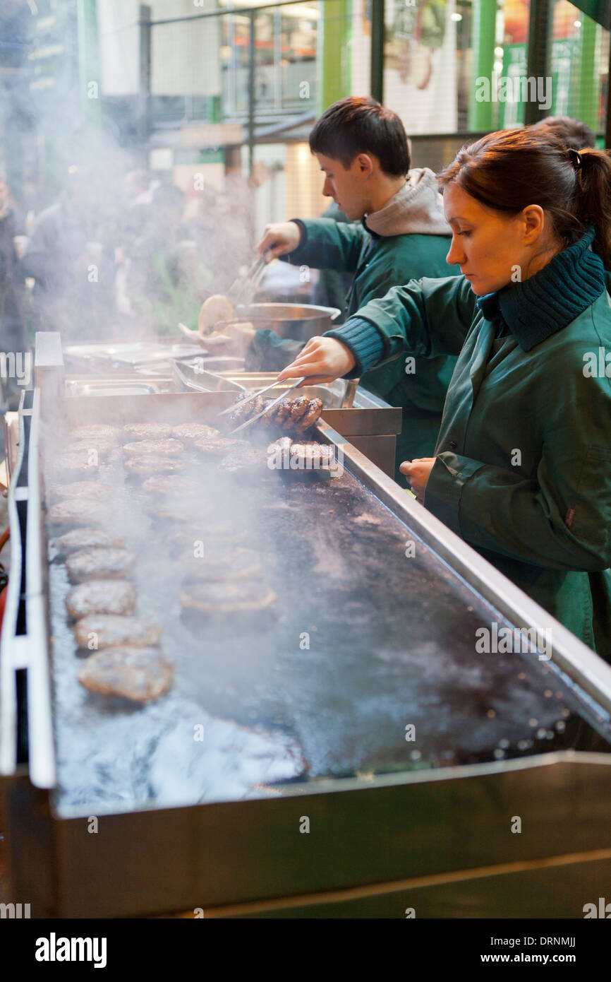 Burger-Stand im Borough Market Stockfoto