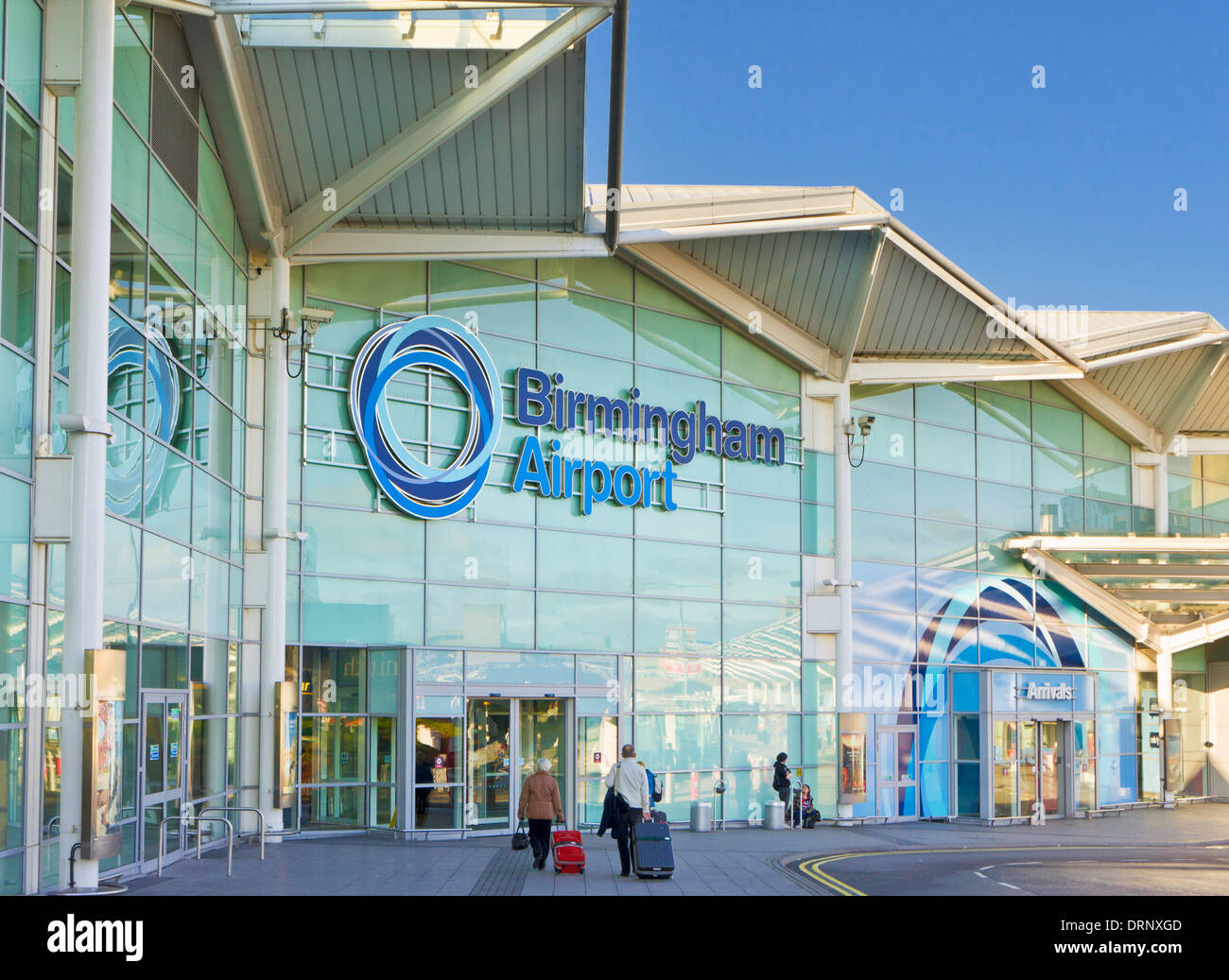 Birmingham Airport uk Birmingham International Airport außerhalb des Ankunftsbereichs West Midlands England GB GB Europa Stockfoto