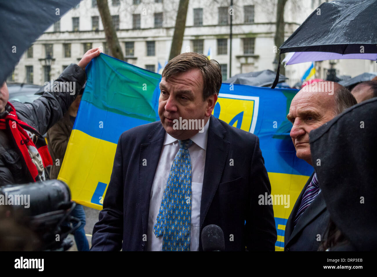 Ukrainische Euromaidan Protest Petition zur 10 Downing Street in London Stockfoto