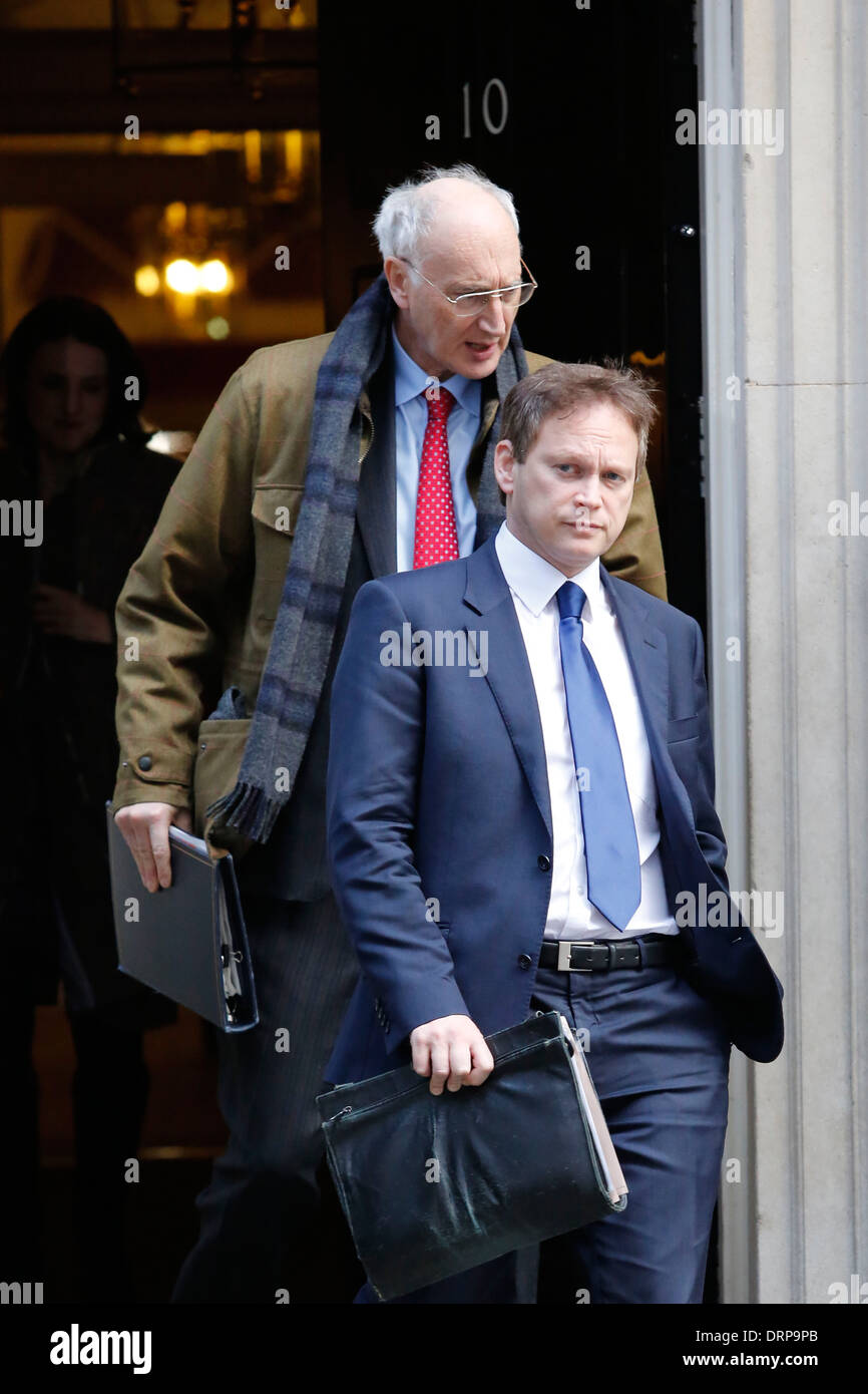 Grant Shapps (R) und Sir George Young Stockfoto