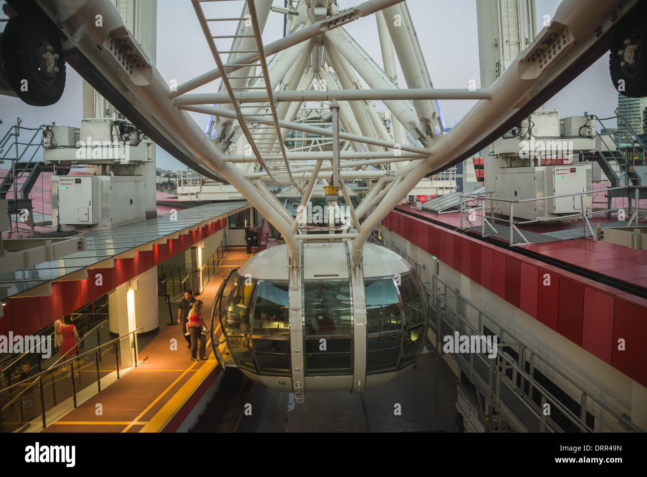 Das Melbourne Star-Riesenrad in der Waterfront City-Bezirk in den Docklands von Melbourne eröffnet 23.12.2013 Stockfoto