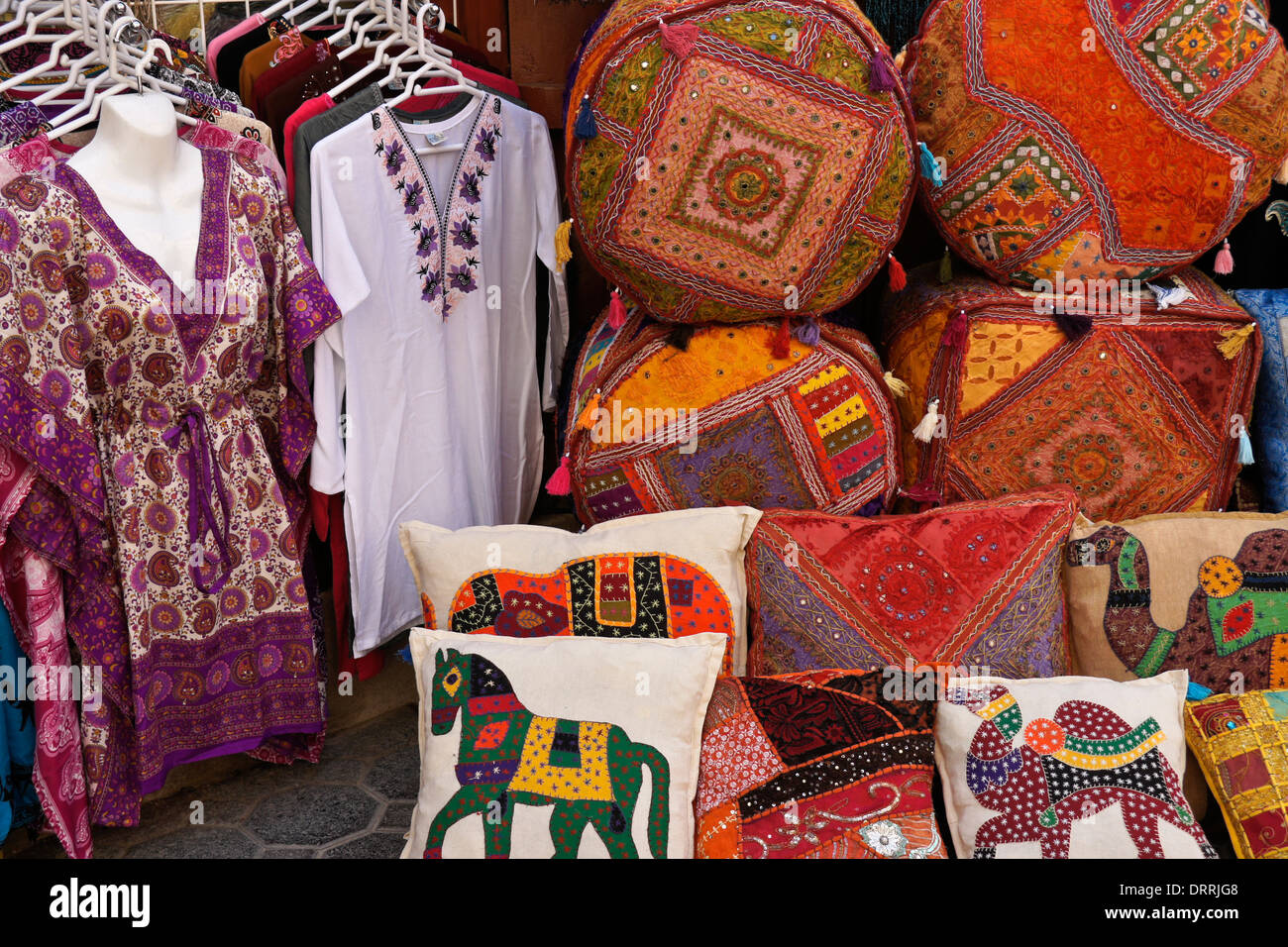Dubai Textil Souk Stockfotos und -bilder Kaufen - Alamy