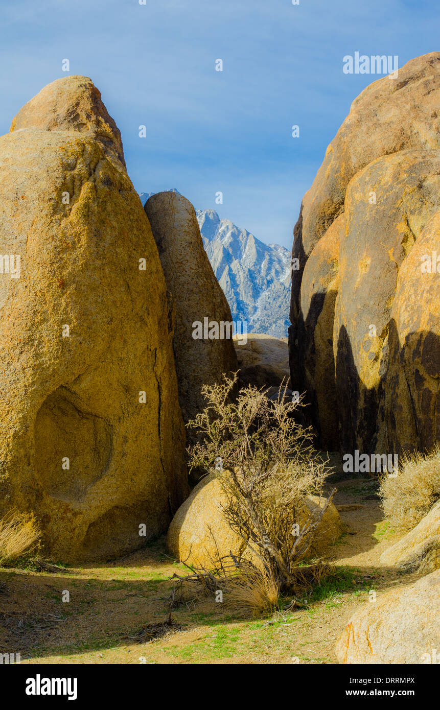 Felsformationen in den Alabama Hills, in der Nähe von Lone Pine CA Stockfoto